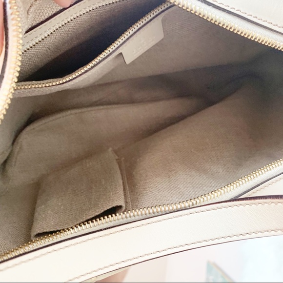 Gucci | Charmy Hobo Leather Bag LIKE NEW CONDITION - Picture 8 of 8